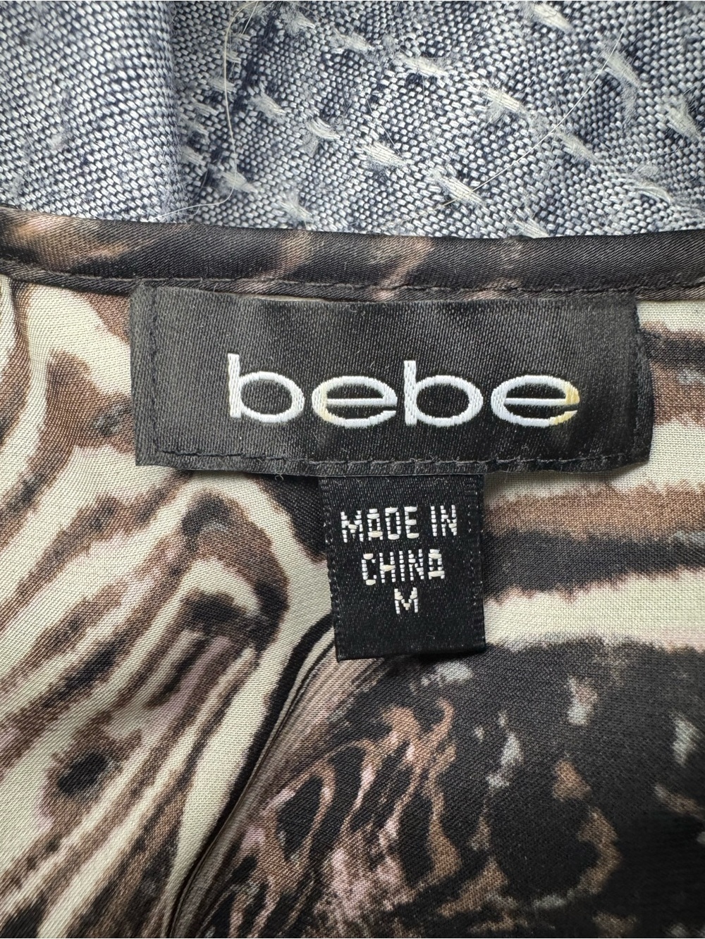 Bebe Slinky Beaded Batwing Top
Mixed Animal Print Cold Shoulder
Cocktail in M - Picture 5 of 9